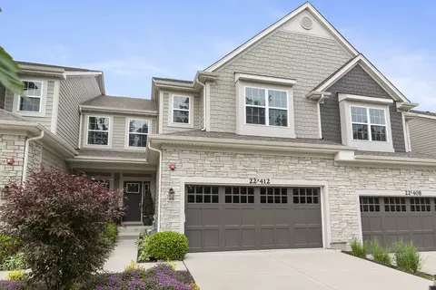 22 W412 Autumn Blaze Dr, Glen Ellyn, IL 60137