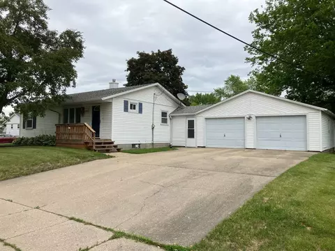 1410 Bonnie Ave, Dixon, IL 61021