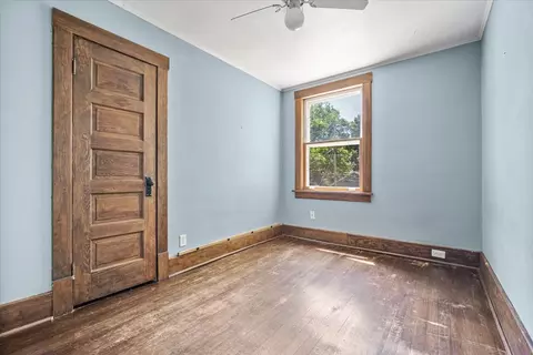 Bedroom - 1609 E Taylor St, Bloomington, IL 61701 photo 1 of 4