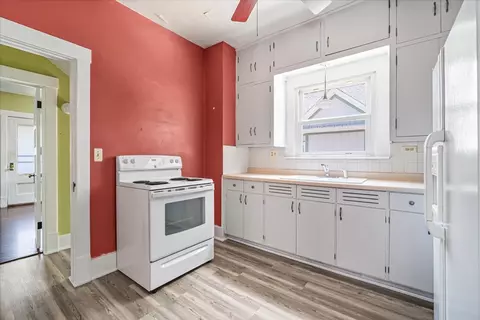 Kitchen - 1609 E Taylor St, Bloomington, IL 61701 photo 1 of 3