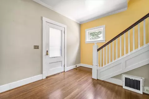 Entry Way - 1609 E Taylor St, Bloomington, IL 61701 photo 1 of 2