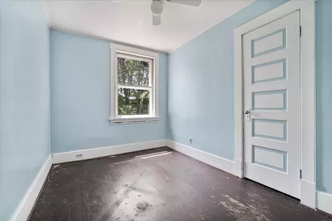 Bedroom - 1609 E Taylor St, Bloomington, IL 61701 photo 2 of 4