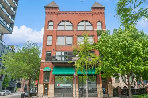 368 W Huron St #G, Chicago, IL 60654