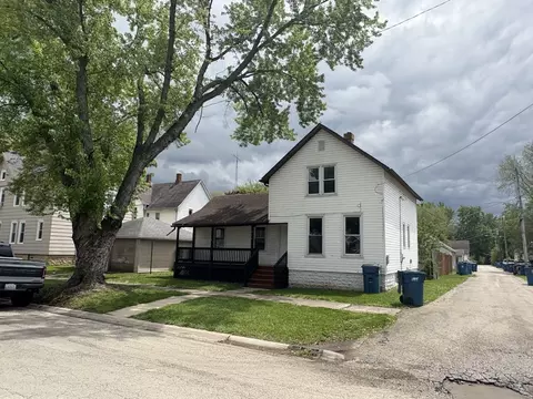 340 W Bourbonnais St, Kankakee, IL 60901