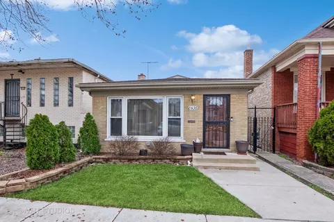8436 S Maryland Ave, Chicago, IL 60619