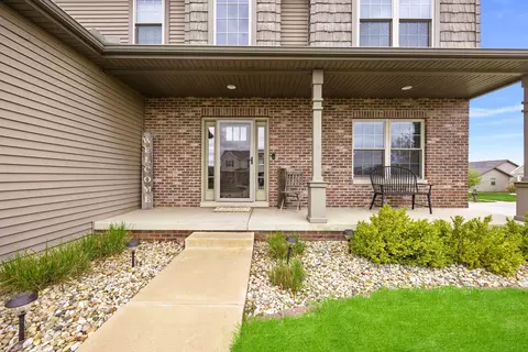 2708 Red Rock Rd, Normal, IL 61761 photo 4