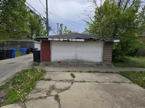 8901 S Emerald Ave, Chicago, IL 60620 photo 4
