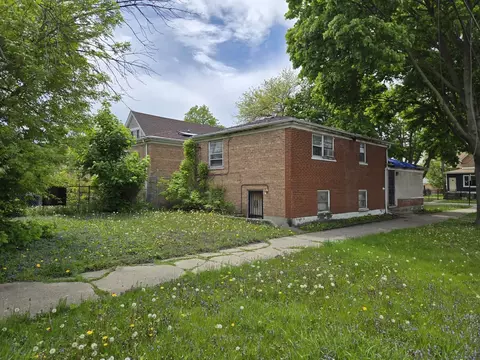 8901 S Emerald Ave, Chicago, IL 60620 photo 3
