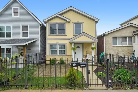 3713 W Palmer St #2, Chicago, IL 60647