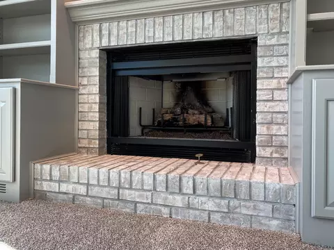 Living - 1918 Haverhill Cc, Normal, IL 61761 photo 6 of 7