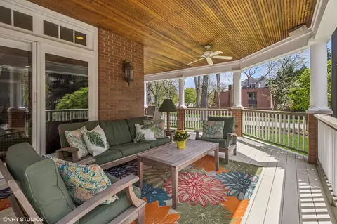 Exterior - 548 Cherry St, Winnetka, IL 60093 photo 5 of 7