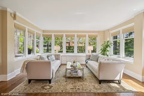 Living - 548 Cherry St, Winnetka, IL 60093 photo 2 of 3