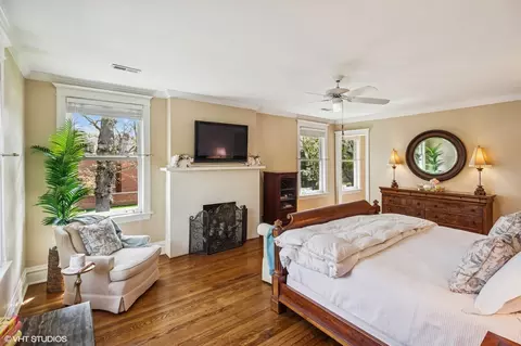 Bedroom - 548 Cherry St, Winnetka, IL 60093 photo 1 of 3