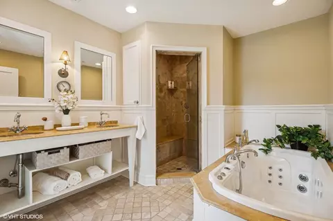 Bath - 548 Cherry St, Winnetka, IL 60093 photo 1 of 3