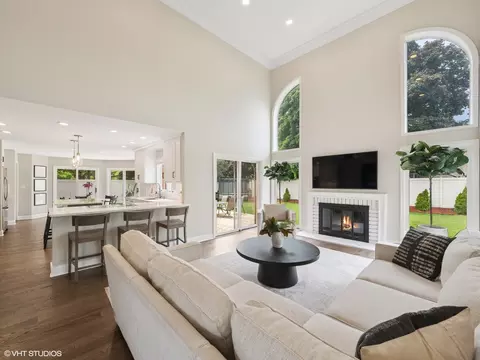 Other - 1002 Elmdale Rd, Glenview, IL 60025 photo 1 of 10