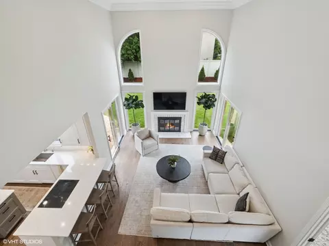 Living - 1002 Elmdale Rd, Glenview, IL 60025 photo 6 of 7