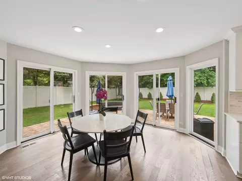 Dining - 1002 Elmdale Rd, Glenview, IL 60025 photo 3 of 3