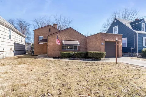 18015 Homewood Ave, Homewood, IL 60430