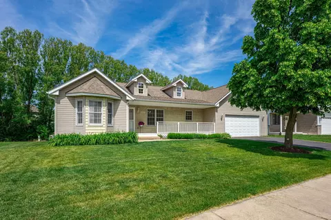 1886 Eden Pl, Rockford, IL 61107