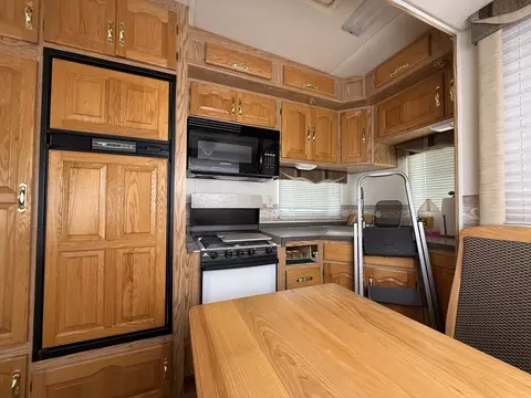 28-131 Woodhaven Lks, Sublette, IL 61367 photo 9