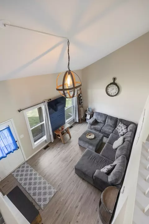 Living - 1475 Charles Ave, Algonquin, IL 60102 photo 1 of 3