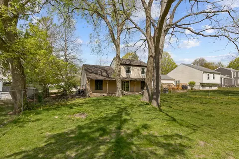 Exterior - 1475 Charles Ave, Algonquin, IL 60102 photo 3 of 6