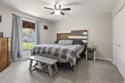 Bedroom - 1475 Charles Ave, Algonquin, IL 60102 photo 1 of 3