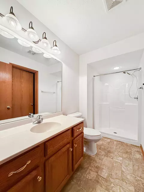 3154 Sandy Pointe Dr #1, Freeport, IL 61032 photo 16