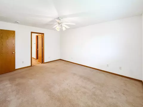 3154 Sandy Pointe Dr #1, Freeport, IL 61032 photo 18