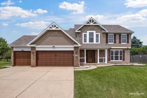 405 Derby Ct, Oswego, IL 60543