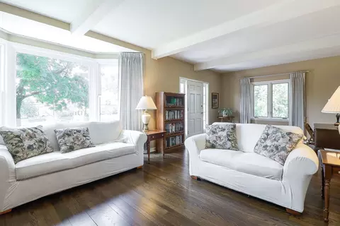 1319 E Harrison Ave, Wheaton, IL 60187 photo 4