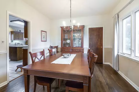1319 E Harrison Ave, Wheaton, IL 60187 photo 6