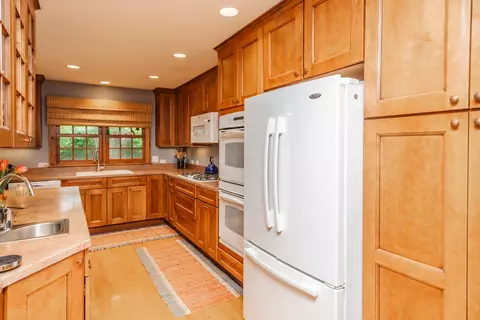 920 Stoddard Ave, Wheaton, IL 60187 photo 8