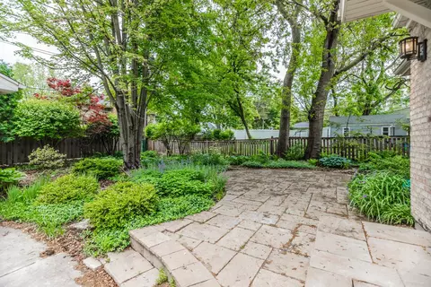 920 Stoddard Ave, Wheaton, IL 60187 photo 12