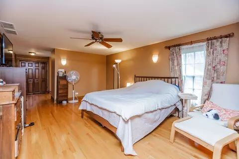 920 Stoddard Ave, Wheaton, IL 60187 photo 15