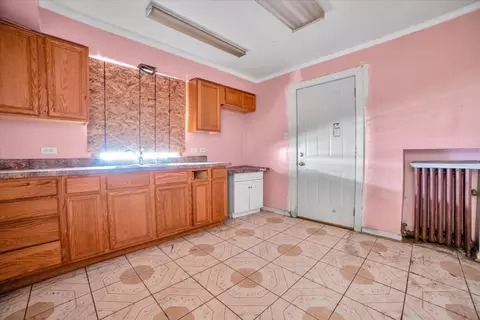 181 N La Crosse Ave, Chicago, IL 60644 photo 22
