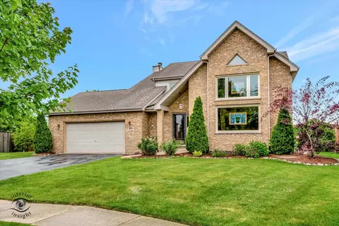 2985 Royal Ct, New Lenox, IL 60451