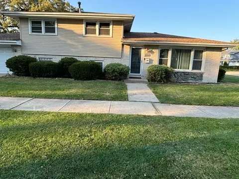 15760 Church Dr, South Holland, IL 60473