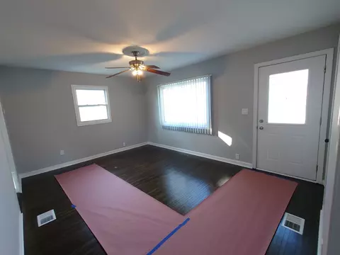 Living - 1139 E Galena Blvd, Aurora, IL 60505 photo 1 of 2