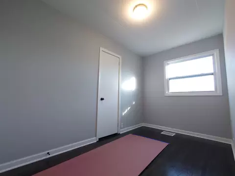 Bedroom - 1139 E Galena Blvd, Aurora, IL 60505 photo 5 of 6