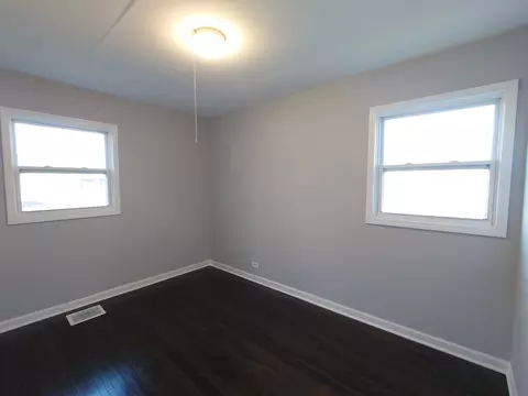 Bedroom - 1139 E Galena Blvd, Aurora, IL 60505 photo 2 of 6