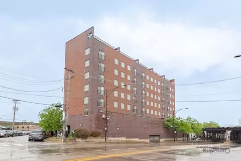 2272 S Archer Ave #8A, Chicago, IL 60616