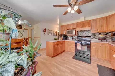 Kitchen - 2511 Sangamon Dr, Champaign, IL 61821 photo 4 of 4