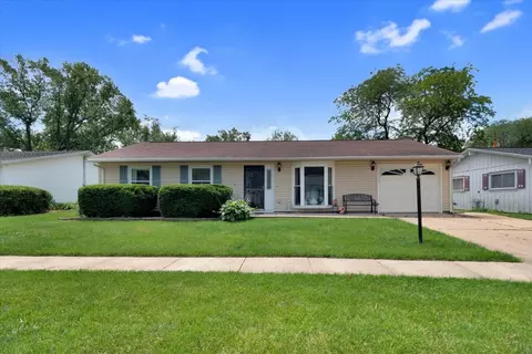 2511 Sangamon Dr, Champaign, IL 61821