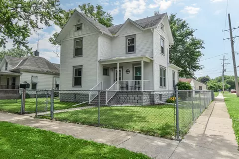 904 E Madison St, Pontiac, IL 61764