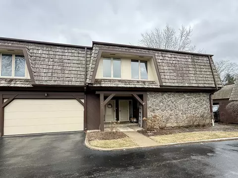 1545 Winnetka Rd #1545, Glenview, IL 60025