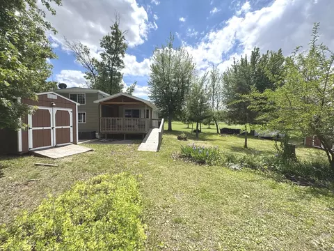 22-108109 Woodhaven Lks, Sublette, IL 61367