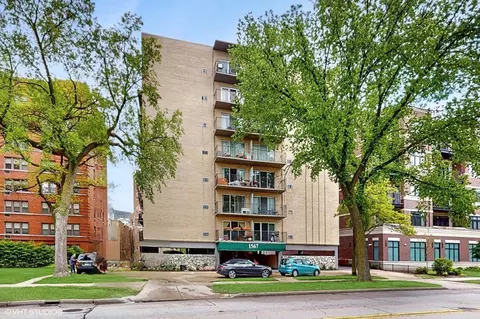 1567 Ridge Ave #307, Evanston, IL 60201