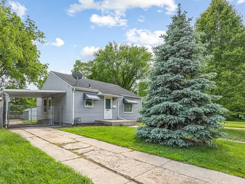 2320 Lawndale Ave, Rockford, IL 61103