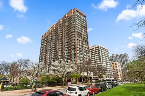 4170 N Marine Dr #6L, Chicago, IL 60613